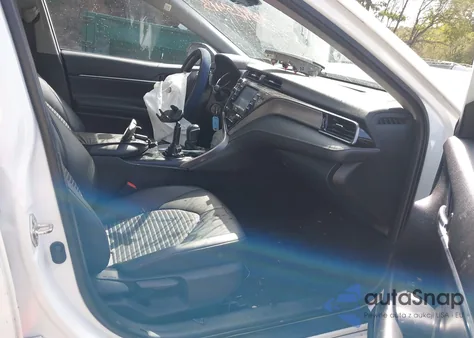 2020 Toyota Camry Se z USA, uszkodzony, nr VIN 4T1G11AK0LU503828